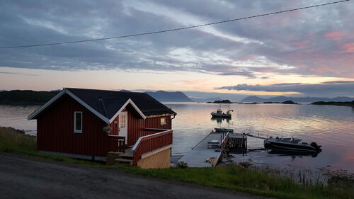 Grøtavær Rorbu - Netter Rorbu am Wasser mit fantastischer Aussicht