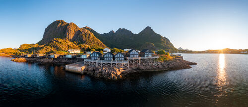 Lofoten North Light and Fishing Brettesnes - Flotte sjøhus i Lofoten