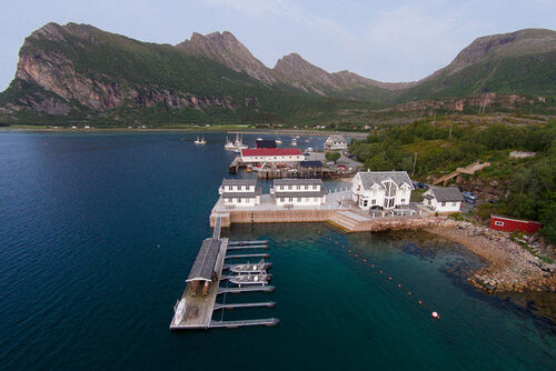 Nordskot Brygge - High quality holiday houses in the beautiful area, Steigen.