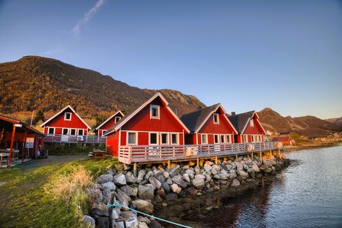 Senja Havfiskesenter - Trivelige feriehus og godt sjøfiske på Senja