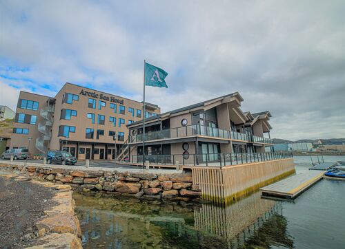 Arctic Sea Lodge and Fishing - Arctic Sea Lodge and Fishing er et helt nytt konsept for havfisketurisme.