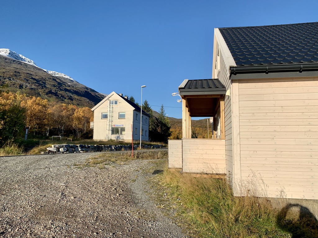 /pictures/Rotsund/houses.jpg