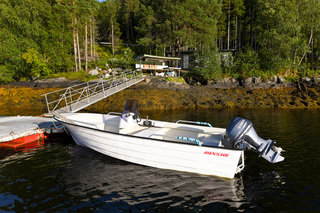 Einset Boot 03 - Øien 17,5 Fuß/40 PS mit E-Lot/Kartenplotter 