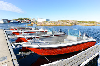 Sula boat 05 - 19ft/50 hp echos/gps